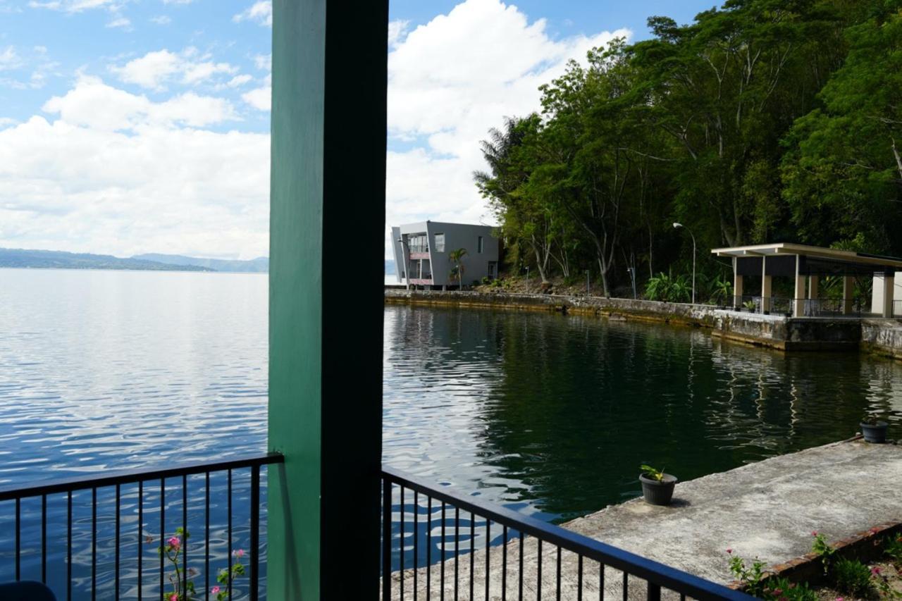 Tiara Bunga Hotel & Villa Balige Zewnętrze zdjęcie