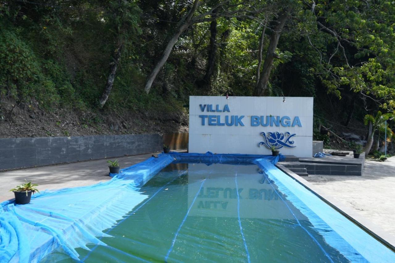 Tiara Bunga Hotel & Villa Balige Zewnętrze zdjęcie