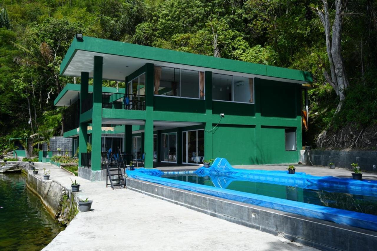 Tiara Bunga Hotel & Villa Balige Zewnętrze zdjęcie